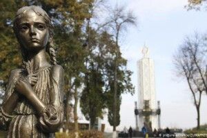 У головному католицькому храмі Нью-Йорка відбувся молебень за жертвами Голодомору