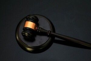 На Рівненщині водій заплатить понад пів мільйона гривень за смерть 8-річної племінниці 