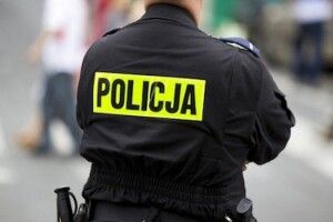У Польщі дорослі напали на дітей через українську мову