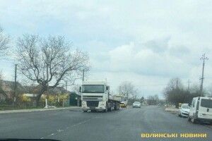 Біля Луцька автомобіль на смерть переїхав жінку (Фото)