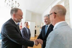 Порошенко в річницю безвізу зустрівся з послами країн Балтії та Північної Європи