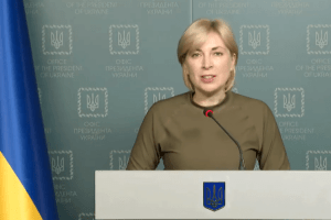 Україна спростила повернення людям, які виїхали з окупації в треті країни