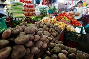 У Колках договір на поставку продуктів уклали заднім числом