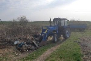 У Рожищі з несанкціонованого смітника вивезли 40 тонн непотребу
