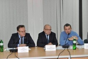 У волинському виші обговорювали сучасну модель інтеграції університету, бізнесу і влади