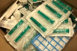 На Волині серед вантажу гуманітарної допомоги митники виявили контрабанду (Фото)