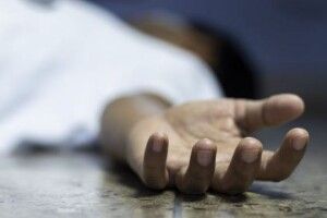 У Рівному в квартирі знайшли мертвою жінку
