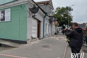Через обвал 100-літнього будинку у Володимирі перекрили частину вулиці