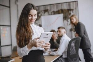 Чим планшет корисний для навчання та роботи?