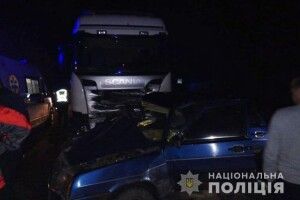 На Волині внаслідок ДТП легковик перетворився на купу брухту, загинуло троє людей