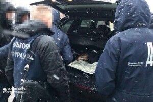 У Луцьку зловили хабарника - обіцяв влаштувати в СБУ за 5 тисяч доларів