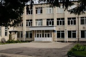 У місті на Волині на самоізоляцію через коронавірус пішли два класи