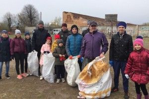 Ковельські спортсмени прибрали території стадіонів та тренувальних баз міста