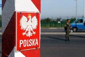 Пропуск легкових авто через «Ягодин» не здійснюється, на пункті «Устилуг» – черга із 40 авто
