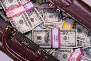 Українець знайшов у Польщі сумку з понад 11 тисячами злотих