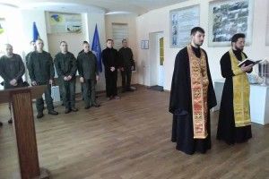 Луцькі гвардійці приступили до сповіді та причастя