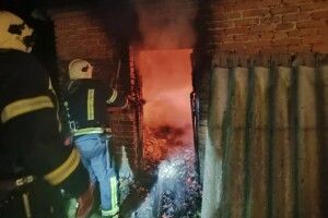На Волині вогонь знищив літню кухню
