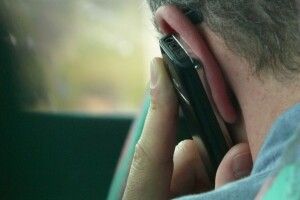 Знову пенсіонерка «викупляла» сина у шахраїв