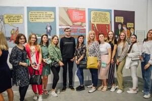 «Привіт. Леся»: автор скандальних ілюстрацій презентував у Луцьку нові роботи