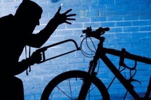 У Миротині злапали 19-річного парубка, ласого до чужих роверів