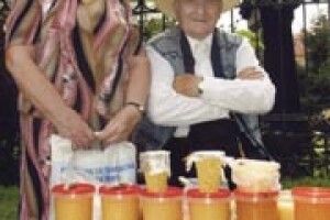 СВЯТА: ЖИВЕ чоловік у раю. Бджолиному