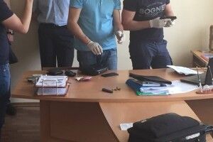 Взяли начальника райвідділу поліції, який обклав «даниною» підприємця (фото)