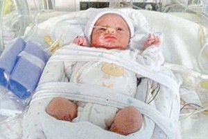 Народився через 107 днів після смерті мозку матері