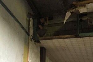 На Рівненщині чоловік шукав металобрухт та застряг 