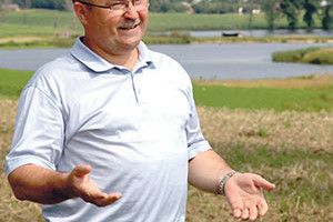 «УКРАЇНЦІ — НЕ КОЧОВИКИ. ЛЮБЛЯТЬ, ЩОБ БУВ І СТАВОК, І МЛИНОК, І ВИШНЕВЕНЬКИЙ САДОК»