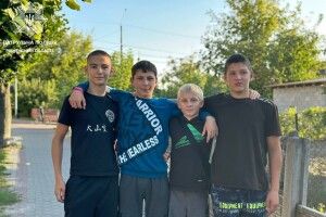  На Рівненщині сумлінні підлітки повернули «коштовну згубу»
