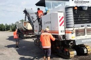 На Волині розправляються з ямками на дорозі «Київ-Ковель-Ягодин»