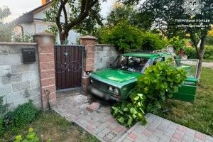 У Луцьку п’яний водій влетів в паркан