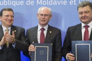 Українська влада має не згортати, а поглиблювати інтеграцію України з ЄС – Порошенко про річницю Угоди про асоціацію