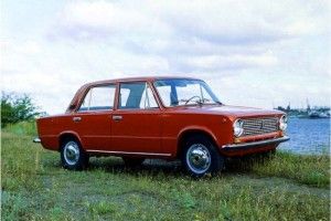 На Одещині 16-річний хлопчина купив «Жигуля» за сувенірні «бакси»