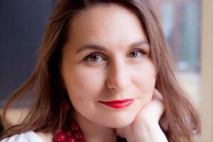 Рожище запрошує на зустріч з воєнною репортеркою та авторкою книги «Вони перемогли» Анастасією Федченко