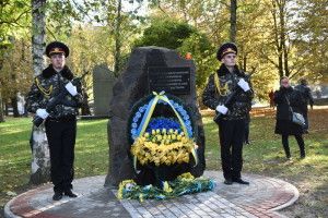 На меморіалі «Вічна слава» освятили камінь, на місці якого буде встановлено пам'ятник загиблим в АТО волинянам