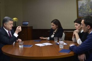 Порошенко: «Дострокових парламентських виборів я їм не подарую!»