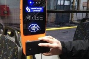 У столичному комунтранспорті запровадили електронну оплату