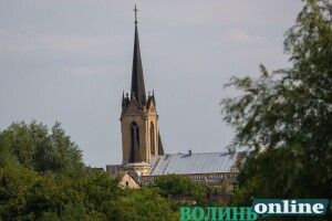 У Луцьку на історичній вулиці облаштують сучасне освітлення