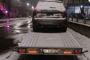 Лучан закликають звільнити дороги від авто та розчищати тротуари
