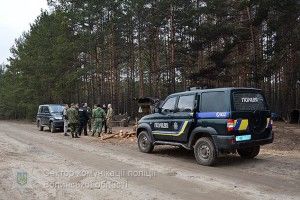 На Волині правоохоронці посилили охорону бурштину (ФОТО)