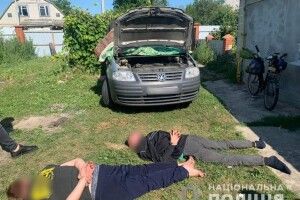 Злапали двох розбійників, які люто скривдили 67-річного пасічника (Відео, фото)