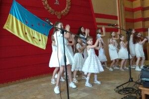 Для медиків і пацієнтів провели мистецьку арт-терапію
