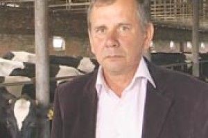 У ХОРОШОГО ГОСПОДАРЯ  ВСЯ ГРОМАДА БАГАТІЄ