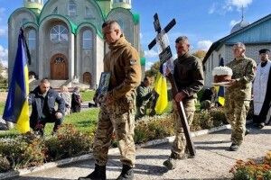 «Біль ятрить душу»: на Волині попрощалися із 28-річним Героєм (Фото)
