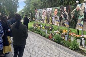 У Луцькій громаді освятили банери полеглим Героям