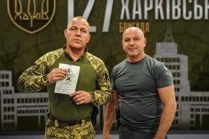 Захисника з Волині нагородили відзнакою «За оборону України» та «Хрестом Військова честь» 