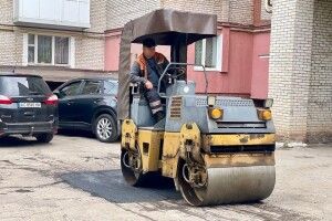 У Нововолинську ремонтують дороги (Відео)