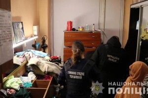 Нацполіція викрила злочинну групу сутенерів і закрила мережу місць розпусти, яка працювала в 15 областях (Фото)