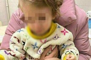 У Луцьку жінка залишила малу дитину в лікарні і зникла